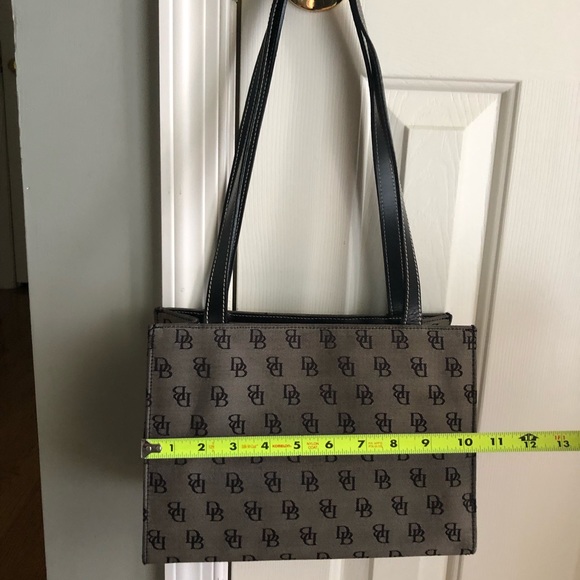 🌸Dooney & Bourke Signature Purse🌸 - Picture 16 of 16